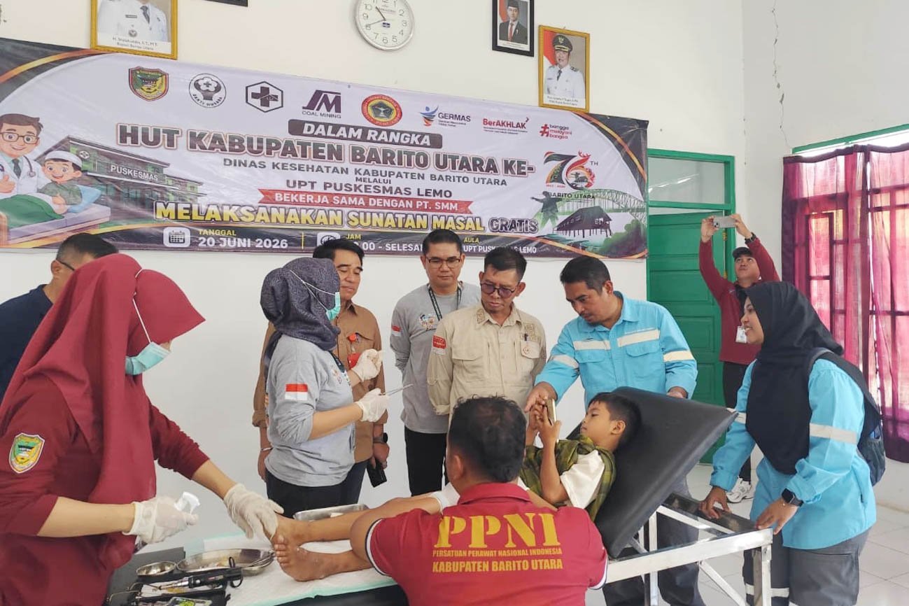 Kadis Kesehatan Barito Utara Hadiri Sunatan Massal di Kecamatan Teweh Tengah