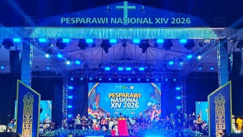 Menag RI Tutup Pesparawi Nasional XIV di Papua Barat, Kontingen Kalteng Sabet 11 Emas dan 1 Perak