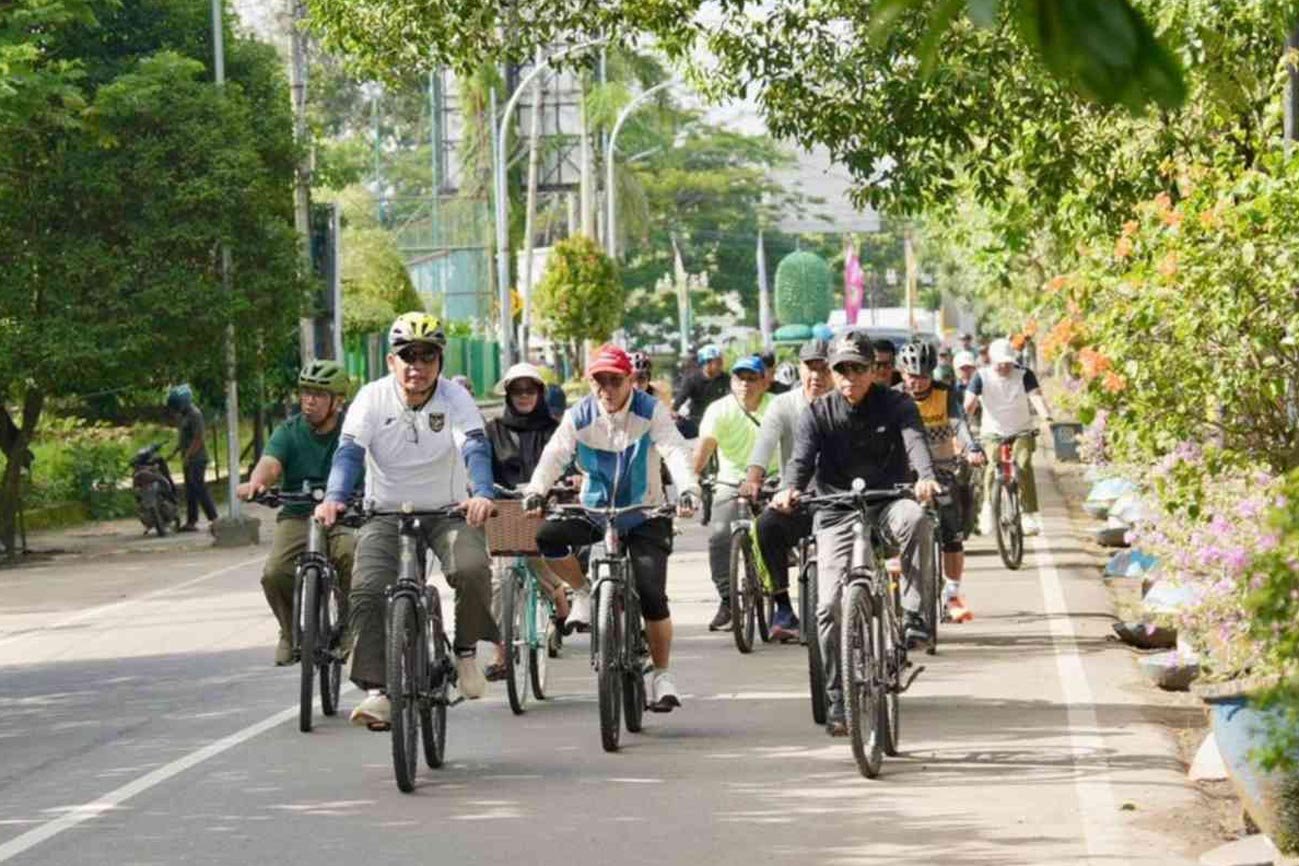 Bupati Barut Gowes Bersama Jajaran dan Sempatkan Tinjau Lokasi Batara Expo 2026