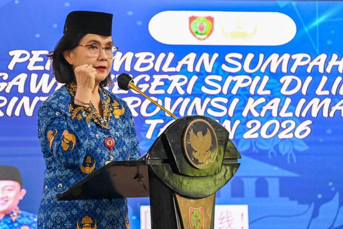 Pimpin Pengambilan Sumpah/Janji PNS, Pj Sekda Kalteng Ingatkan ASN Tingkatkan Kualitas Layanan