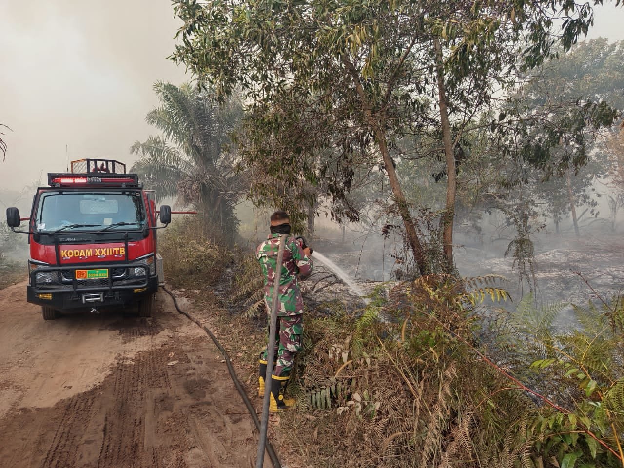 Karhutla Jalan Karanggan Berhasil Dikendalikan, Kodim 1016/Plk Kerahkan Satgas Gabungan
