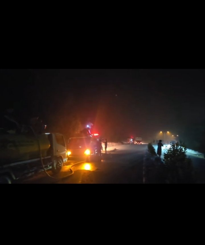 Malam Hari, Tim Gabungan Polres Gunung Mas Bergerak Padamkan Karhutla di Kuala Kurun