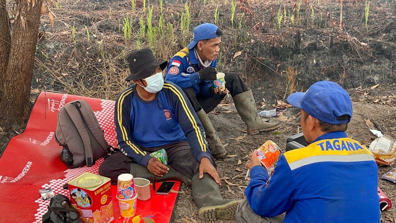 Secangkir Kopi dan Dukungan Psikologi, Cara Polda Kalteng Jaga Semangat Petugas Karhutla