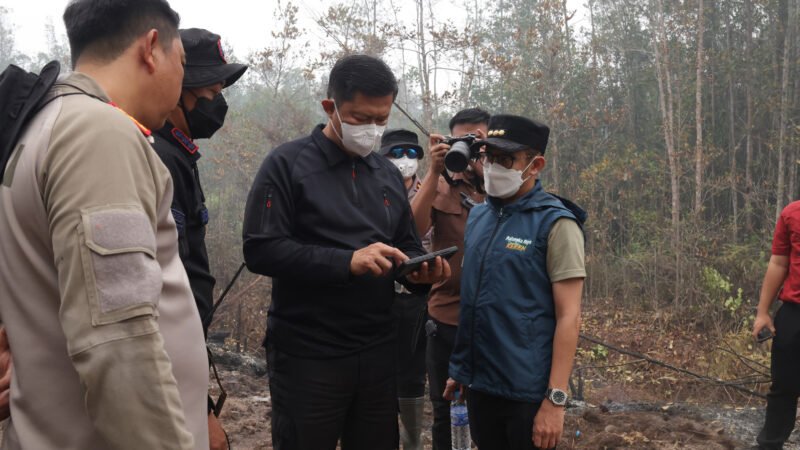 Kapolda Kalteng Tegaskan Pengoptimalan Penyekatan Api, Cegah Meluasnya Karhutla di Banturung