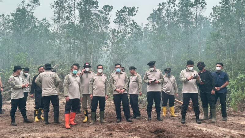 Sisir Titik Panas di Km.39, Kapolda Kalteng Perkuat Strategi Sekat Api Cegah Meluasnya Karhutla