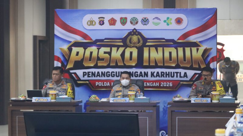 Evaluasi Penanganan Karhutla, Astamaops Kapolri Kerahkan 200 Personel Brimob dan 4 Water Canon Perkuat Polda Kalteng